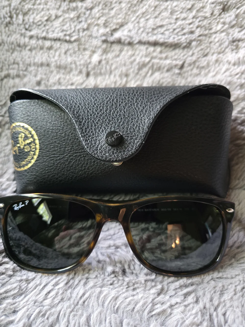 Ray-Ban New Wayfarer Tortoiseshell Brown Frame Polarized Sunglasses